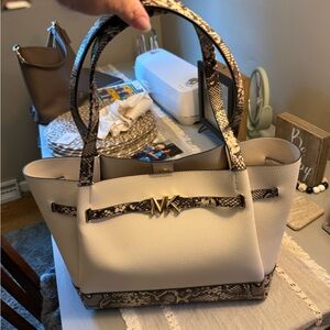 Michael Kors Cream and Brown Tote Bag with Elegant Design